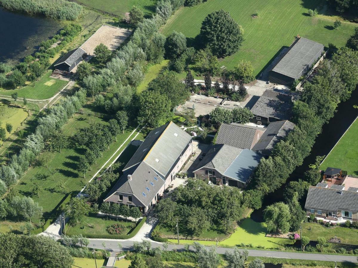 Pauwenstee Villa Stolwijk Bagian luar foto